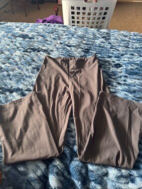 Women’s Gray Leggings